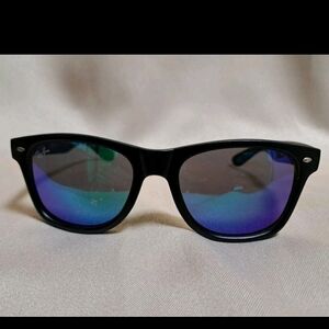 Ray-Ban Black Sunglasses 53 20-138